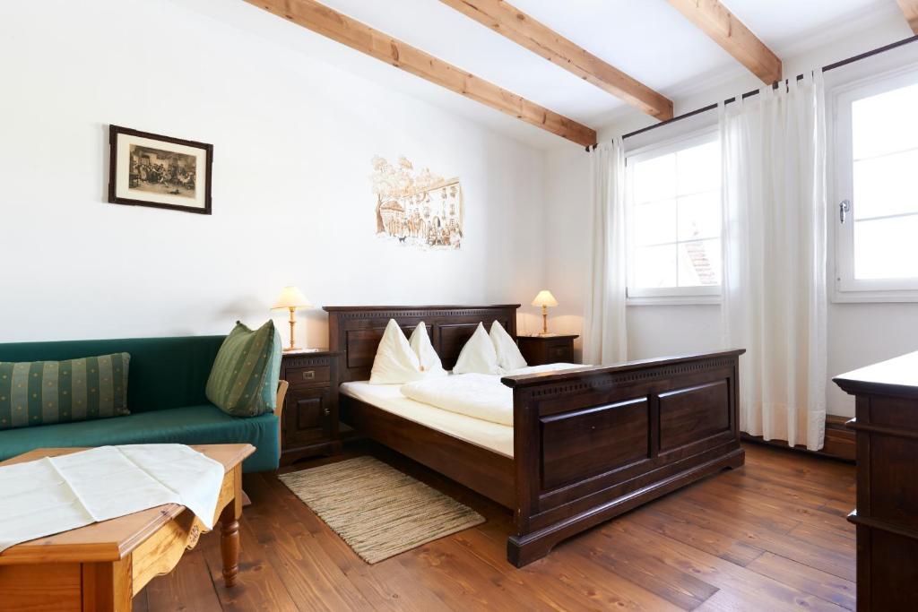 Hotelchen Doellacher Dorfwirtshaus Großkirchheim Стая снимка