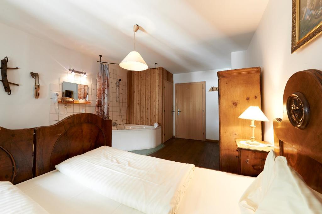 Hotelchen Doellacher Dorfwirtshaus Großkirchheim Екстериор снимка
